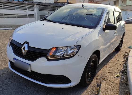 RENAULT SANDERO 1.0 AUTHENTIQUE 16V FLEX 4P MANUAL RENAULT SANDERO 1.0 AUTHENTIQUE 16V FLEX 4P MANUAL